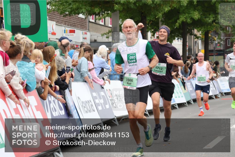 21.09.2025 - PSD Bank Halbmarathon Strokosch-Dieckow http://msf.ph/oto/8941153 21.09.2025 11:40:23 Ziel 1320, 1566, 1712, 1932, 2063 meine-sportfotos.de