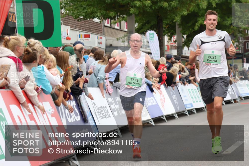 21.09.2025 - PSD Bank Halbmarathon Strokosch-Dieckow http://msf.ph/oto/8941165 21.09.2025 11:40:27 Ziel 1566, 1712, 1779, 2021 meine-sportfotos.de