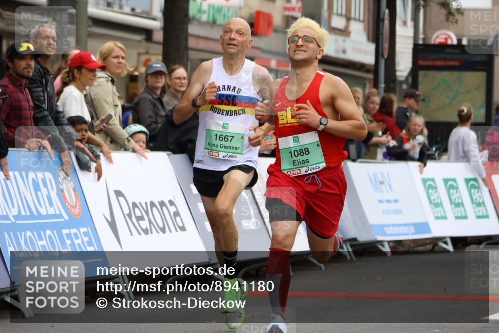 21.09.2025 - PSD Bank Halbmarathon Strokosch-Dieckow http://msf.ph/oto/8941180 21.09.2025 11:24:16 Ziel 1088, 1667, 1847 meine-sportfotos.de