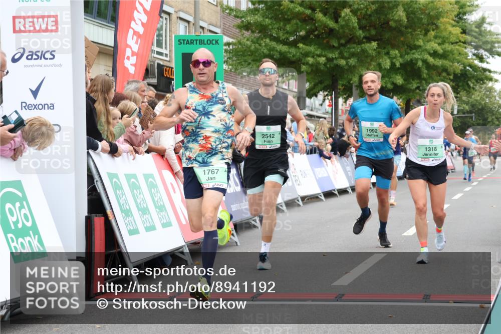 21.09.2025 - PSD Bank Halbmarathon Strokosch-Dieckow http://msf.ph/oto/8941192 21.09.2025 11:40:37 Ziel 1318, 1767, 1992, 2269, 2542 meine-sportfotos.de