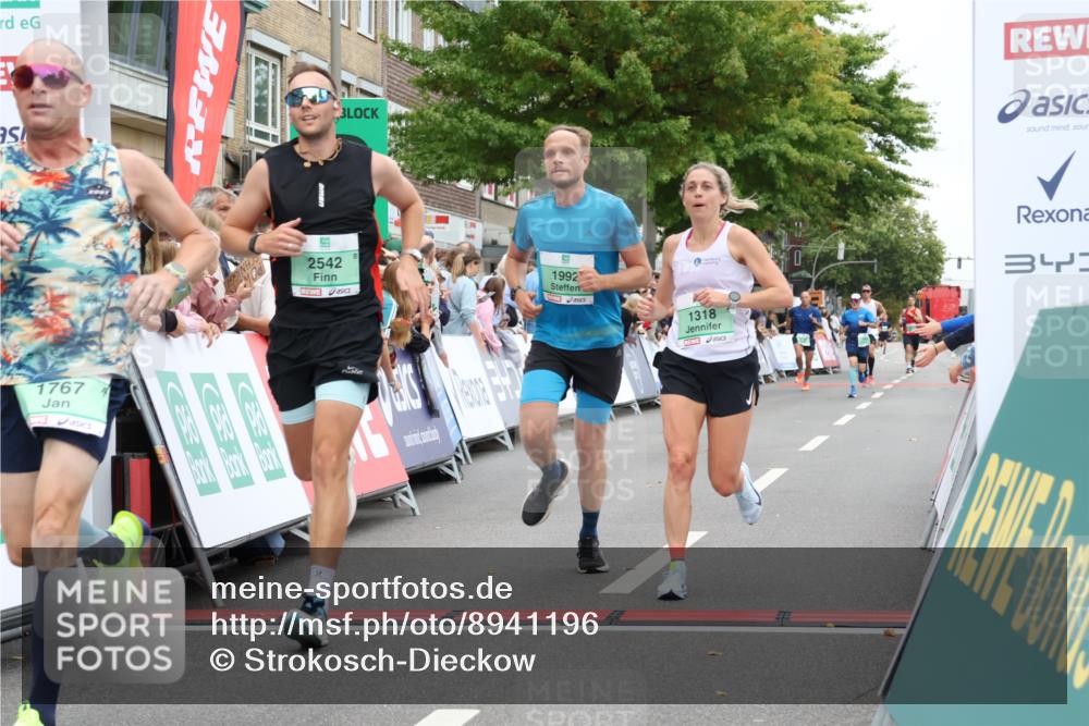 21.09.2025 - PSD Bank Halbmarathon Strokosch-Dieckow http://msf.ph/oto/8941196 21.09.2025 11:40:38 Ziel 1318, 1767, 1955, 1992, 2269, 2542 meine-sportfotos.de