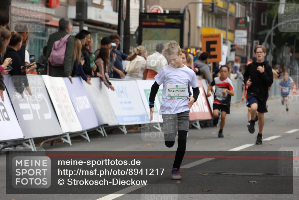 21.09.2025 - PSD Bank Halbmarathon Strokosch-Dieckow http://msf.ph/oto/8941217 21.09.2025 10:27:26 Ziel 101, 128, 242, 247, 249, 292, 298, 341, 342, 391 meine-sportfotos.de
