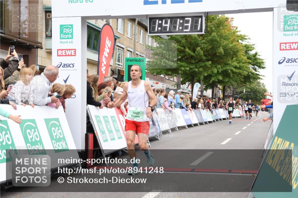 21.09.2025 - PSD Bank Halbmarathon Strokosch-Dieckow http://msf.ph/oto/8941248 21.09.2025 11:40:54 Ziel 1884, 1947, 2003, 2142, 2390 meine-sportfotos.de