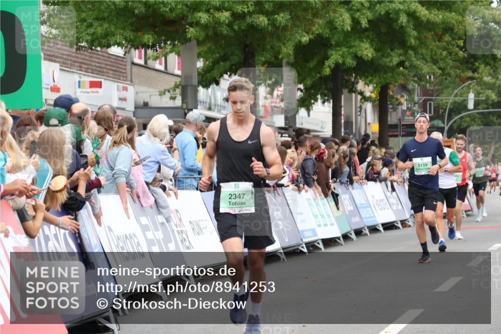 21.09.2025 - PSD Bank Halbmarathon Strokosch-Dieckow http://msf.ph/oto/8941253 21.09.2025 11:41:00 Ziel 1947, 2159, 2347 meine-sportfotos.de