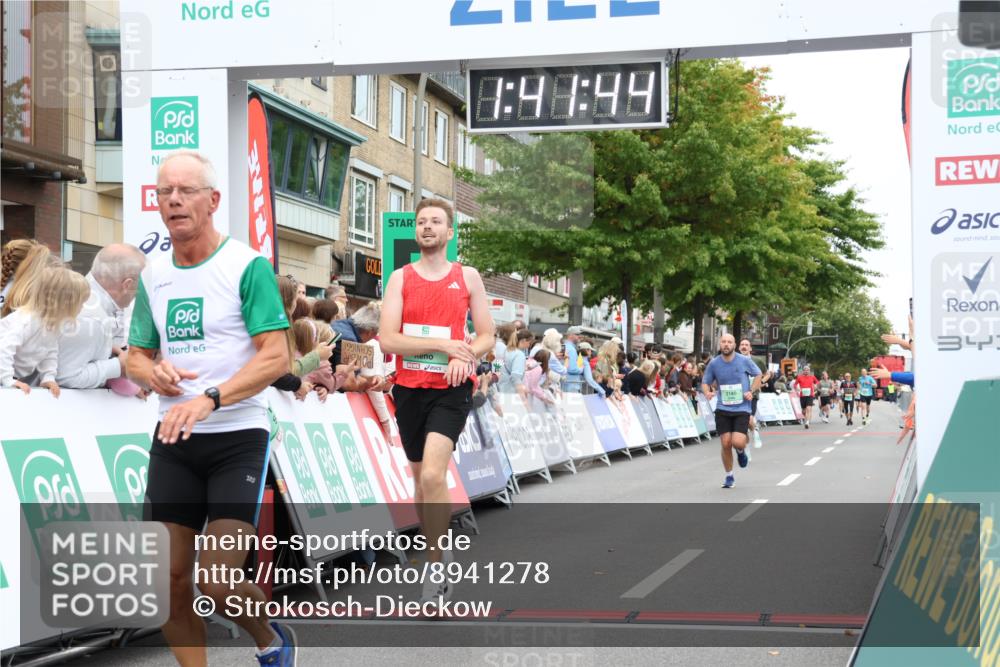 21.09.2025 - PSD Bank Halbmarathon Strokosch-Dieckow http://msf.ph/oto/8941278 21.09.2025 11:41:07 Ziel 1565, 2074, 2159, 2180, 2347 meine-sportfotos.de