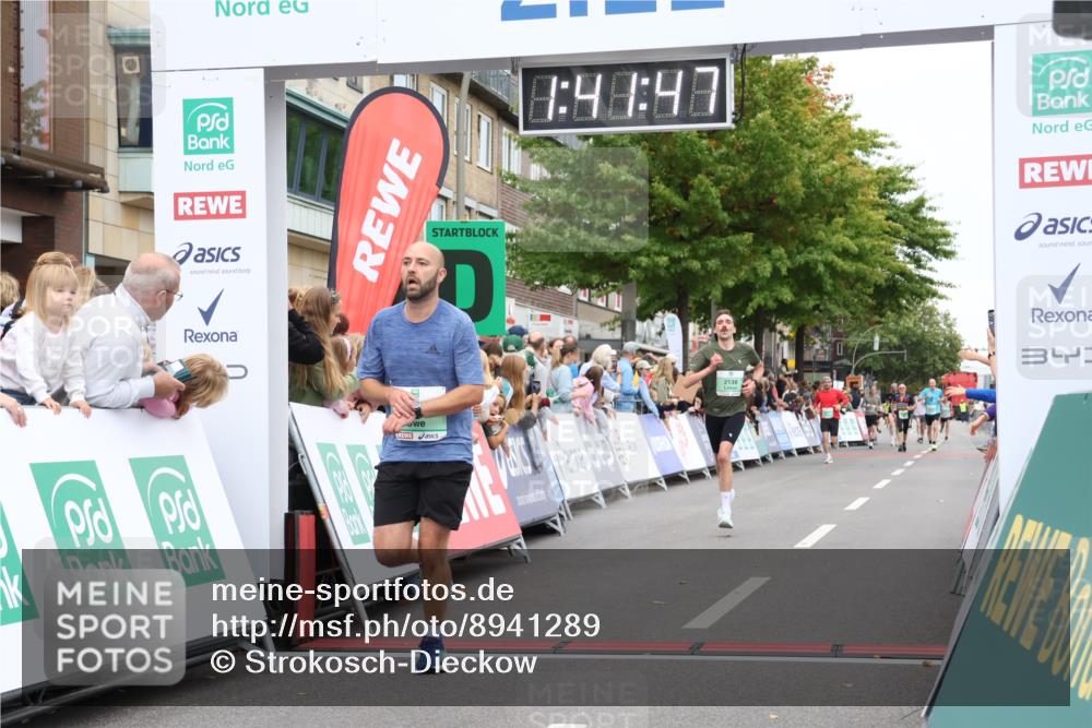 21.09.2025 - PSD Bank Halbmarathon Strokosch-Dieckow http://msf.ph/oto/8941289 21.09.2025 11:41:10 Ziel 1565, 2074, 2138, 2159, 2180 meine-sportfotos.de