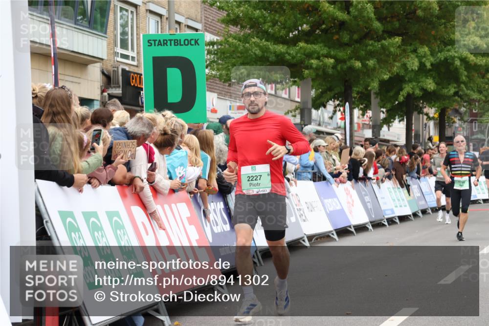 21.09.2025 - PSD Bank Halbmarathon Strokosch-Dieckow http://msf.ph/oto/8941302 21.09.2025 11:41:17 Ziel 2138, 2180, 2183, 2227 meine-sportfotos.de
