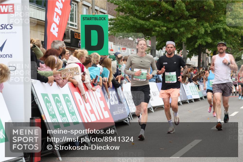 21.09.2025 - PSD Bank Halbmarathon Strokosch-Dieckow http://msf.ph/oto/8941324 21.09.2025 11:41:24 Ziel 1435, 1775, 1776, 1788, 2183, 2227, 3911, 4026 meine-sportfotos.de