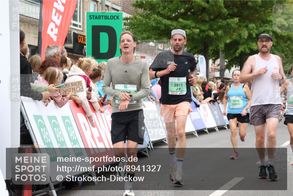 21.09.2025 - PSD Bank Halbmarathon Strokosch-Dieckow http://msf.ph/oto/8941327 21.09.2025 11:41:25 Ziel 1435, 1775, 1776, 1788, 2183, 2227, 3911, 4026 meine-sportfotos.de