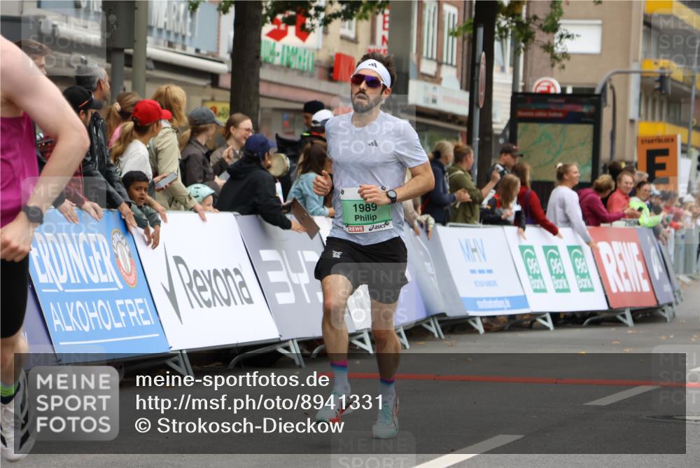 21.09.2025 - PSD Bank Halbmarathon Strokosch-Dieckow http://msf.ph/oto/8941331 21.09.2025 11:24:38 Ziel 1178, 1310, 1471, 1845, 1989, 3913, 3914 meine-sportfotos.de