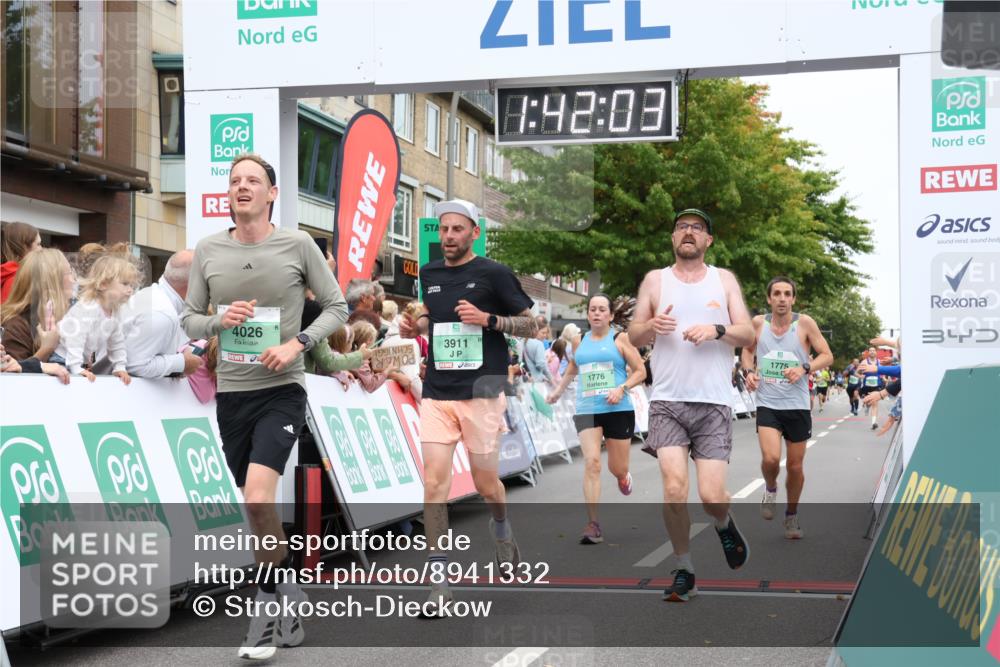 21.09.2025 - PSD Bank Halbmarathon Strokosch-Dieckow http://msf.ph/oto/8941332 21.09.2025 11:41:26 Ziel 1435, 1775, 1776, 1788, 2183, 2227, 3911, 4026 meine-sportfotos.de