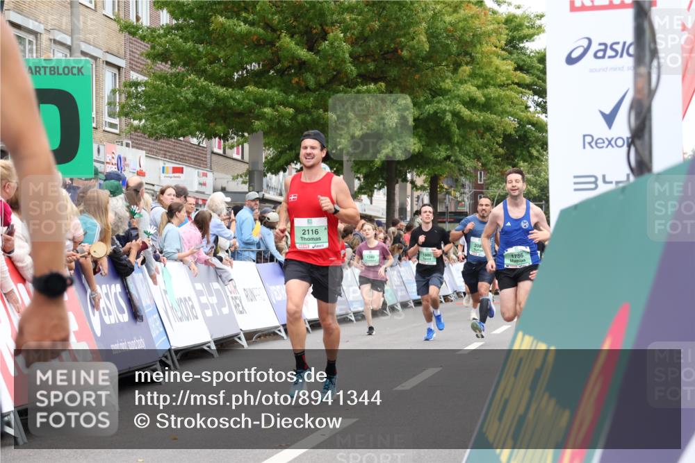21.09.2025 - PSD Bank Halbmarathon Strokosch-Dieckow http://msf.ph/oto/8941344 21.09.2025 11:41:30 Ziel 1435, 1775, 1776, 1786, 1788, 1886, 2083, 2116, 3911, 4026 meine-sportfotos.de