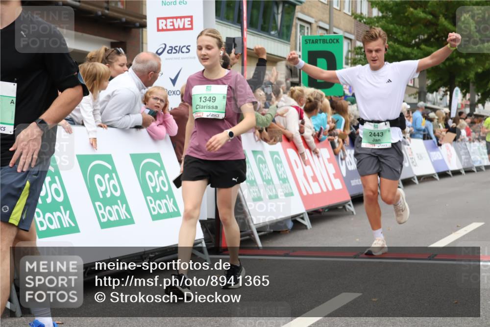 21.09.2025 - PSD Bank Halbmarathon Strokosch-Dieckow http://msf.ph/oto/8941365 21.09.2025 11:41:36 Ziel 1349, 1786, 1886, 2083, 2116, 2443 meine-sportfotos.de