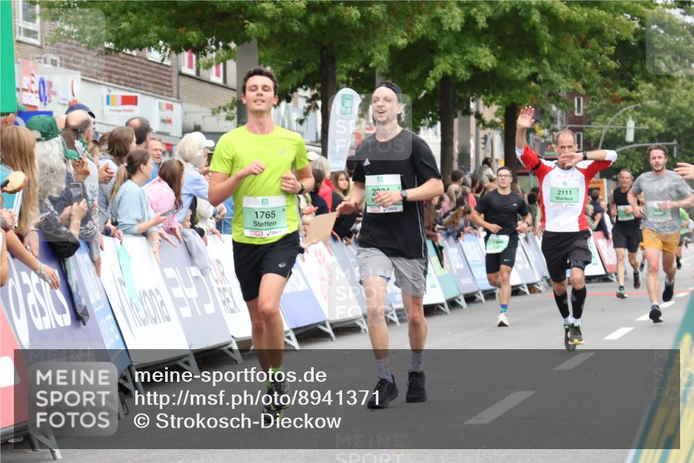 21.09.2025 - PSD Bank Halbmarathon Strokosch-Dieckow http://msf.ph/oto/8941371 21.09.2025 11:41:39 Ziel 1349, 1765, 1786, 1886, 2083, 2111, 2116, 2231, 2443 meine-sportfotos.de