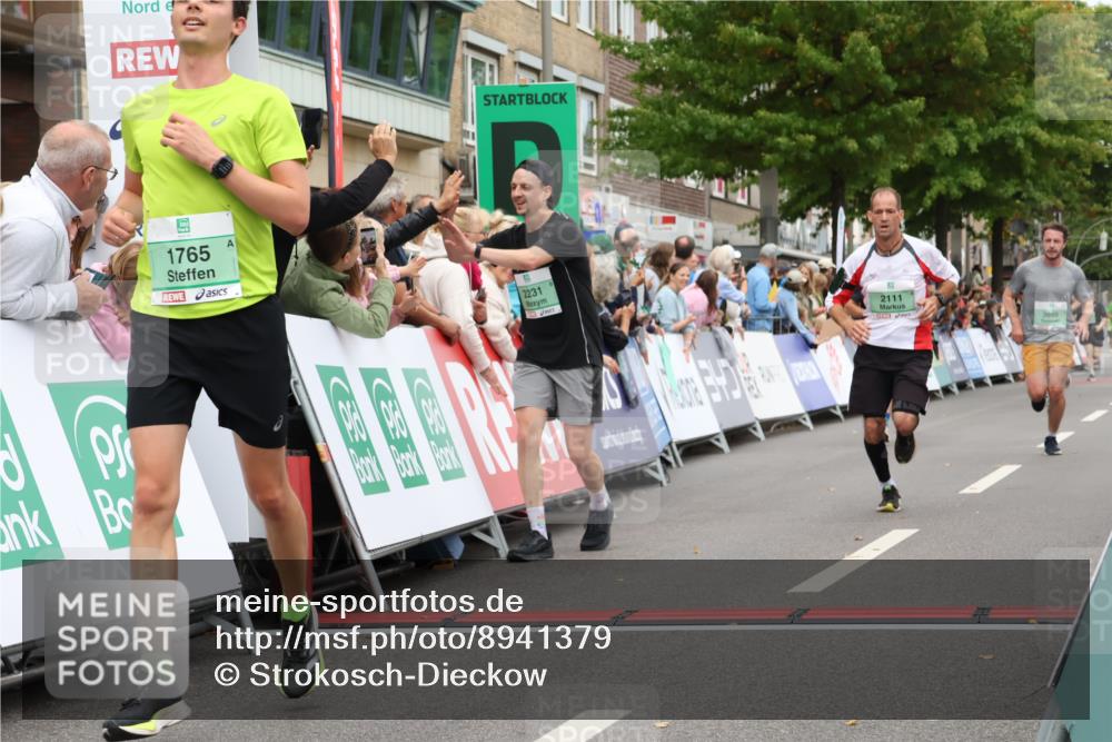 21.09.2025 - PSD Bank Halbmarathon Strokosch-Dieckow http://msf.ph/oto/8941379 21.09.2025 11:41:42 Ziel 1349, 1399, 1765, 1886, 2111, 2231, 2443, 3895 meine-sportfotos.de