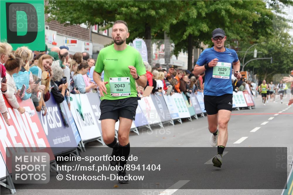21.09.2025 - PSD Bank Halbmarathon Strokosch-Dieckow http://msf.ph/oto/8941404 21.09.2025 11:41:51 Ziel 1399, 1758, 1887, 2029, 2043, 2111, 2231, 3895 meine-sportfotos.de