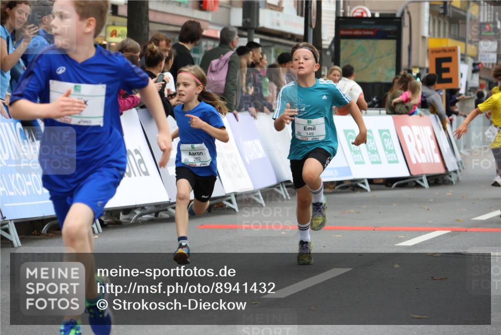 21.09.2025 - PSD Bank Halbmarathon Strokosch-Dieckow http://msf.ph/oto/8941432 21.09.2025 10:27:39 Ziel 107, 149, 262, 341, 342, 362, 392, 399, 436 meine-sportfotos.de
