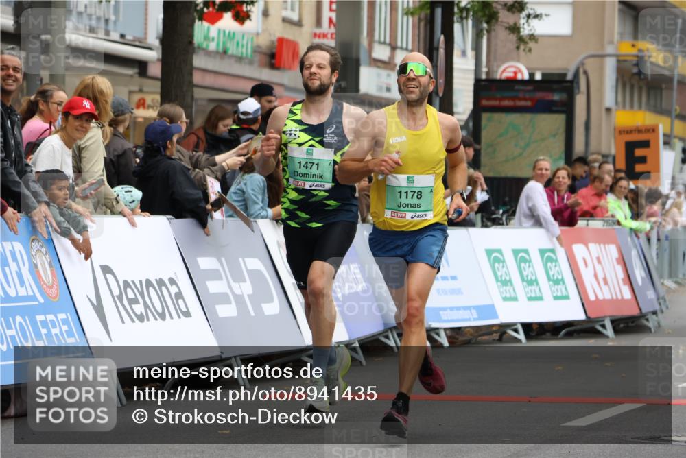 21.09.2025 - PSD Bank Halbmarathon Strokosch-Dieckow http://msf.ph/oto/8941435 21.09.2025 11:24:42 Ziel 1178, 1310, 1471, 1989, 3913 meine-sportfotos.de