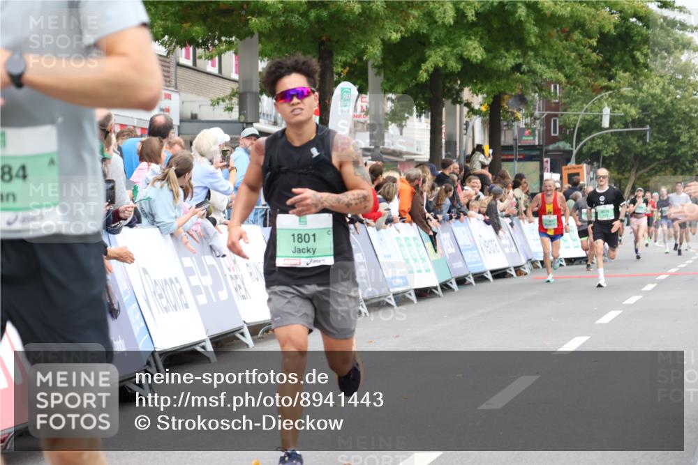21.09.2025 - PSD Bank Halbmarathon Strokosch-Dieckow http://msf.ph/oto/8941443 21.09.2025 11:42:15 Ziel 1484, 1518, 1801, 2045, 2425 meine-sportfotos.de