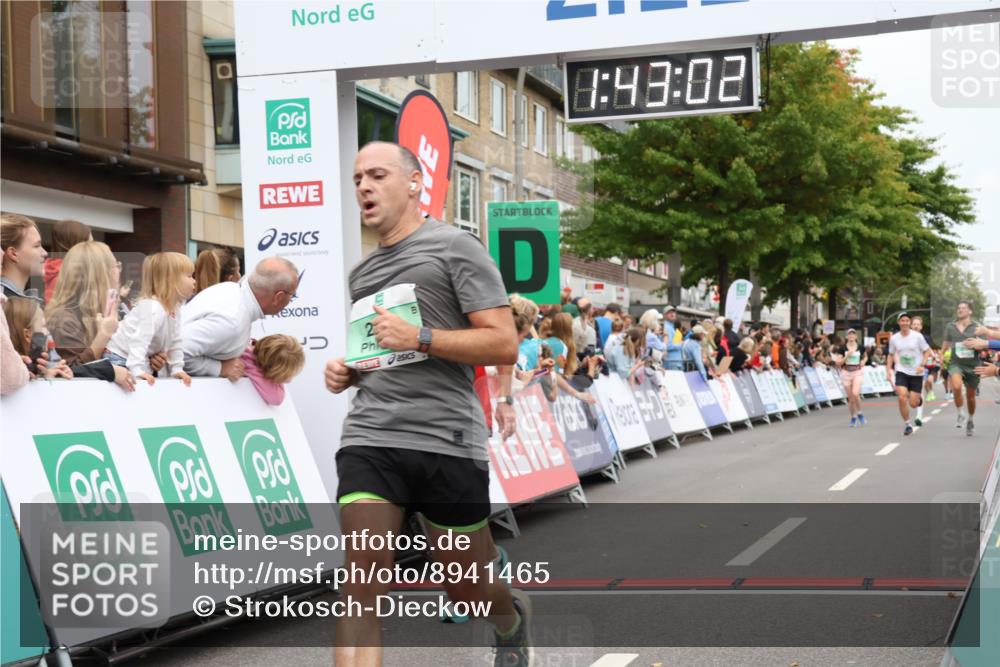 21.09.2025 - PSD Bank Halbmarathon Strokosch-Dieckow http://msf.ph/oto/8941465 21.09.2025 11:42:25 Ziel 1363, 1899, 2224, 2278, 3928 meine-sportfotos.de
