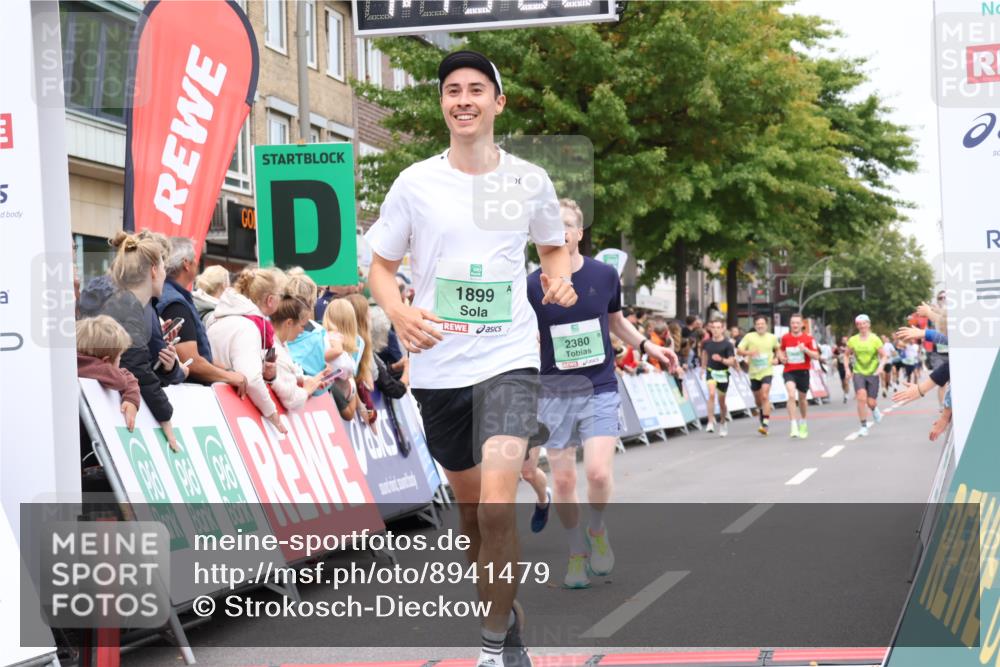 21.09.2025 - PSD Bank Halbmarathon Strokosch-Dieckow http://msf.ph/oto/8941479 21.09.2025 11:42:30 Ziel 1363, 1899, 2224, 2253, 2278, 2380, 3928, 4048 meine-sportfotos.de