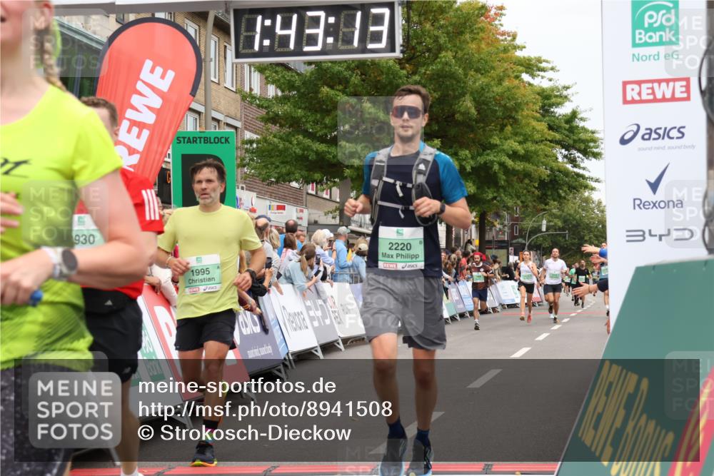 21.09.2025 - PSD Bank Halbmarathon Strokosch-Dieckow http://msf.ph/oto/8941508 21.09.2025 11:42:37 Ziel 1058, 1899, 1995, 2220, 2253, 2272, 2281, 2380, 3930, 4048 meine-sportfotos.de