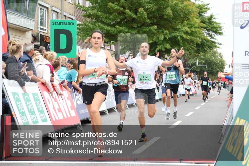 21.09.2025 - PSD Bank Halbmarathon Strokosch-Dieckow http://msf.ph/oto/8941521 21.09.2025 11:42:42 Ziel 1058, 1068, 1312, 1995, 2127, 2220, 2253, 2272, 2281, 3930, 4046 meine-sportfotos.de