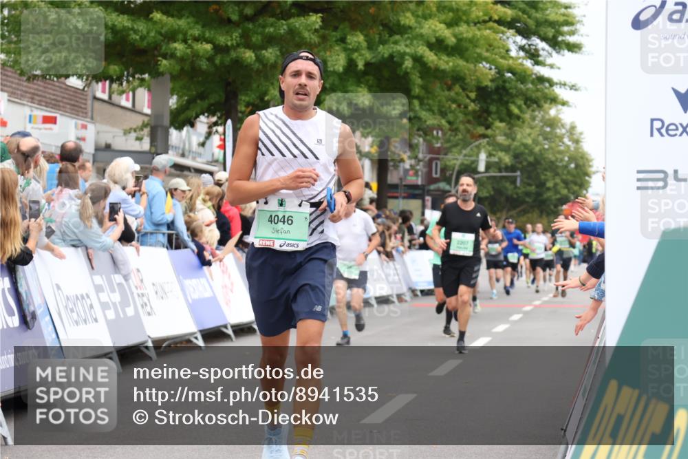 21.09.2025 - PSD Bank Halbmarathon Strokosch-Dieckow http://msf.ph/oto/8941535 21.09.2025 11:42:45 Ziel 1068, 1312, 1995, 2127, 2207, 2272, 4046 meine-sportfotos.de