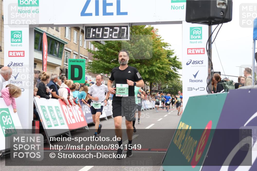 21.09.2025 - PSD Bank Halbmarathon Strokosch-Dieckow http://msf.ph/oto/8941549 21.09.2025 11:42:50 Ziel 1068, 1090, 1312, 2123, 2127, 2174, 2207, 3315, 4046 meine-sportfotos.de