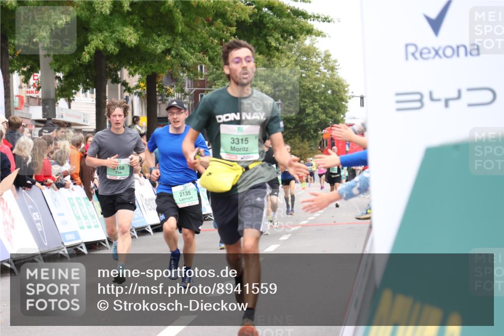 21.09.2025 - PSD Bank Halbmarathon Strokosch-Dieckow http://msf.ph/oto/8941559 21.09.2025 11:42:53 Ziel 1090, 2123, 2135, 2174, 2207, 3315, 4046 meine-sportfotos.de