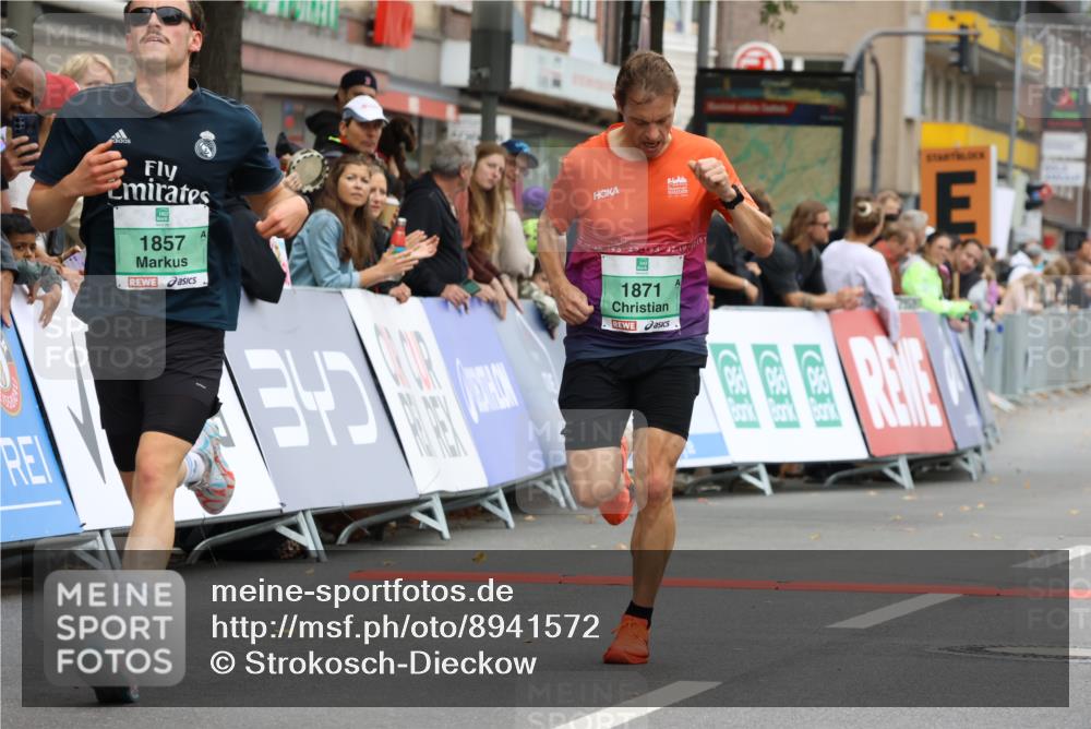 21.09.2025 - PSD Bank Halbmarathon Strokosch-Dieckow http://msf.ph/oto/8941572 21.09.2025 11:25:30 Ziel 1608, 1627, 1857, 1871 meine-sportfotos.de