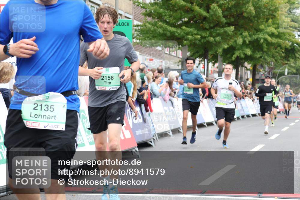 21.09.2025 - PSD Bank Halbmarathon Strokosch-Dieckow http://msf.ph/oto/8941579 21.09.2025 11:42:58 Ziel 1090, 1749, 1750, 2123, 2135, 2158, 2174, 2369, 3315 meine-sportfotos.de