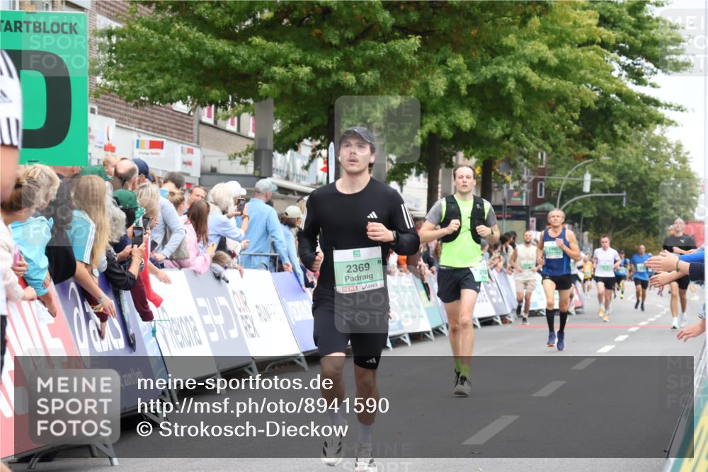21.09.2025 - PSD Bank Halbmarathon Strokosch-Dieckow http://msf.ph/oto/8941590 21.09.2025 11:43:01 Ziel 1749, 1750, 2100, 2135, 2158, 2369, 3315 meine-sportfotos.de