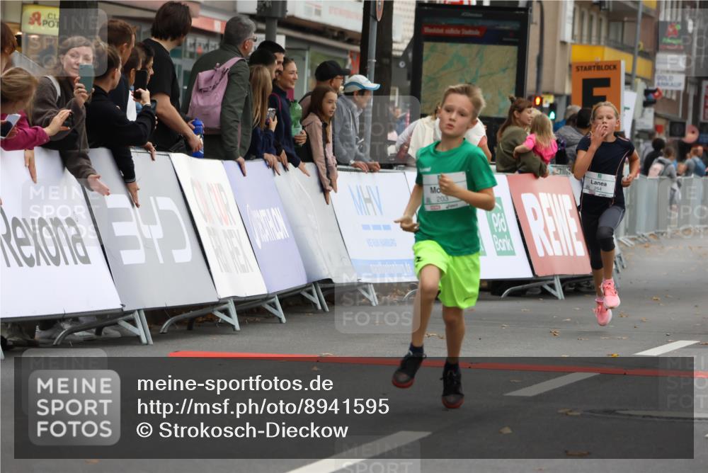 21.09.2025 - PSD Bank Halbmarathon Strokosch-Dieckow http://msf.ph/oto/8941595 21.09.2025 10:27:50 Ziel 144, 203, 241, 254, 289, 354, 362, 367, 401, 436, 451 meine-sportfotos.de
