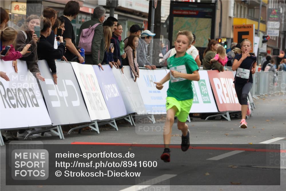 21.09.2025 - PSD Bank Halbmarathon Strokosch-Dieckow http://msf.ph/oto/8941600 21.09.2025 10:27:50 Ziel 144, 203, 241, 254, 289, 354, 362, 367, 401, 436, 451 meine-sportfotos.de