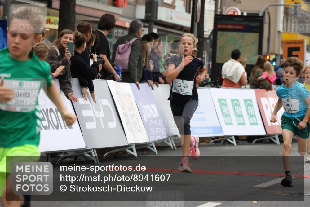 21.09.2025 - PSD Bank Halbmarathon Strokosch-Dieckow http://msf.ph/oto/8941607 21.09.2025 10:27:52 Ziel 144, 203, 241, 254, 289, 354, 367, 401, 436, 451 meine-sportfotos.de