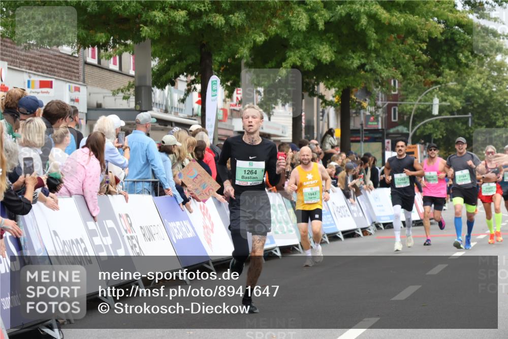 21.09.2025 - PSD Bank Halbmarathon Strokosch-Dieckow http://msf.ph/oto/8941647 21.09.2025 11:43:19 Ziel 1264, 1555, 2019, 2178, 2202, 2240, 2265 meine-sportfotos.de