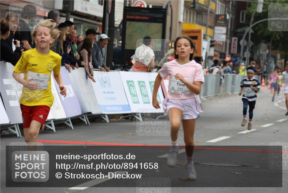 21.09.2025 - PSD Bank Halbmarathon Strokosch-Dieckow http://msf.ph/oto/8941658 21.09.2025 10:27:56 Ziel 144, 203, 241, 254, 289, 354, 356, 367, 401, 411, 451 meine-sportfotos.de
