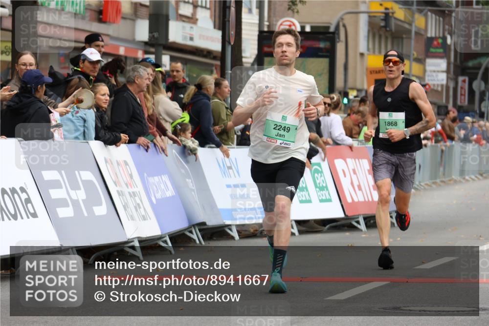 21.09.2025 - PSD Bank Halbmarathon Strokosch-Dieckow http://msf.ph/oto/8941667 21.09.2025 11:26:07 Ziel 1868, 2249 meine-sportfotos.de