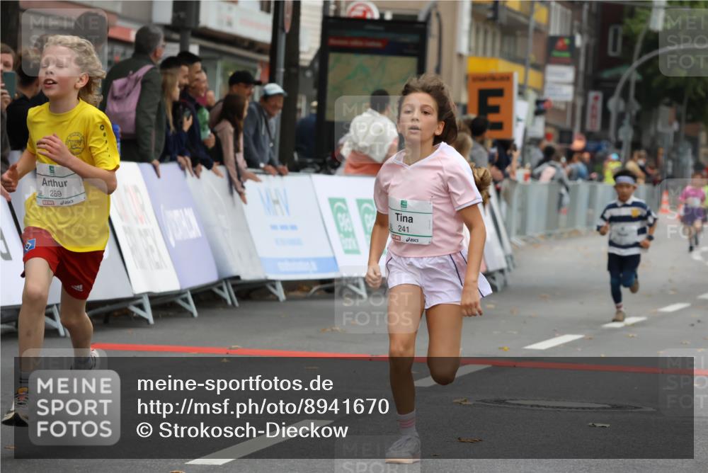 21.09.2025 - PSD Bank Halbmarathon Strokosch-Dieckow http://msf.ph/oto/8941670 21.09.2025 10:27:56 Ziel 144, 203, 241, 254, 289, 354, 356, 367, 401, 411, 451 meine-sportfotos.de