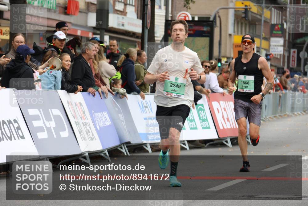 21.09.2025 - PSD Bank Halbmarathon Strokosch-Dieckow http://msf.ph/oto/8941672 21.09.2025 11:26:07 Ziel 1868, 2249 meine-sportfotos.de
