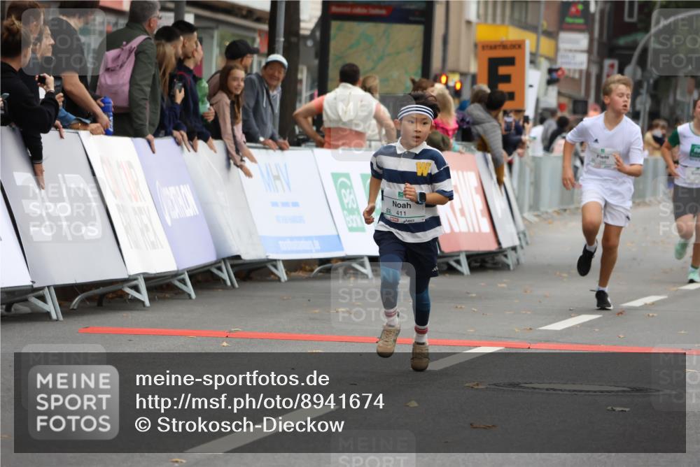 21.09.2025 - PSD Bank Halbmarathon Strokosch-Dieckow http://msf.ph/oto/8941674 21.09.2025 10:28:00 Ziel 203, 241, 253, 254, 289, 356, 401, 411, 425, 442 meine-sportfotos.de