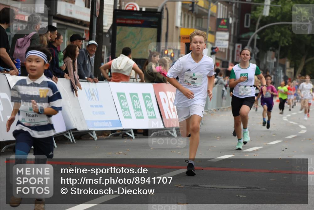 21.09.2025 - PSD Bank Halbmarathon Strokosch-Dieckow http://msf.ph/oto/8941707 21.09.2025 10:28:01 Ziel 220, 241, 253, 254, 288, 289, 356, 401, 411, 425, 442 meine-sportfotos.de