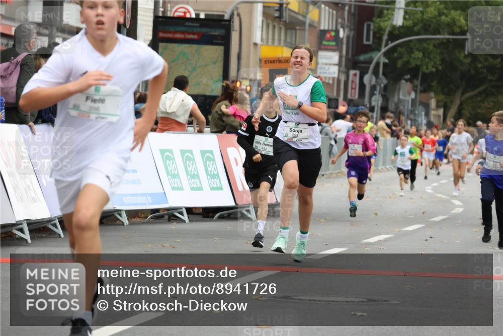 21.09.2025 - PSD Bank Halbmarathon Strokosch-Dieckow http://msf.ph/oto/8941726 21.09.2025 10:28:03 Ziel 220, 241, 253, 288, 289, 356, 401, 411, 425, 442 meine-sportfotos.de