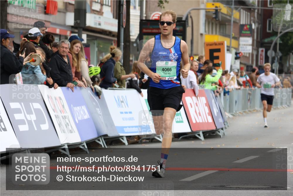 21.09.2025 - PSD Bank Halbmarathon Strokosch-Dieckow http://msf.ph/oto/8941751 21.09.2025 11:26:16 Ziel 1868, 1916, 2249, 4066 meine-sportfotos.de