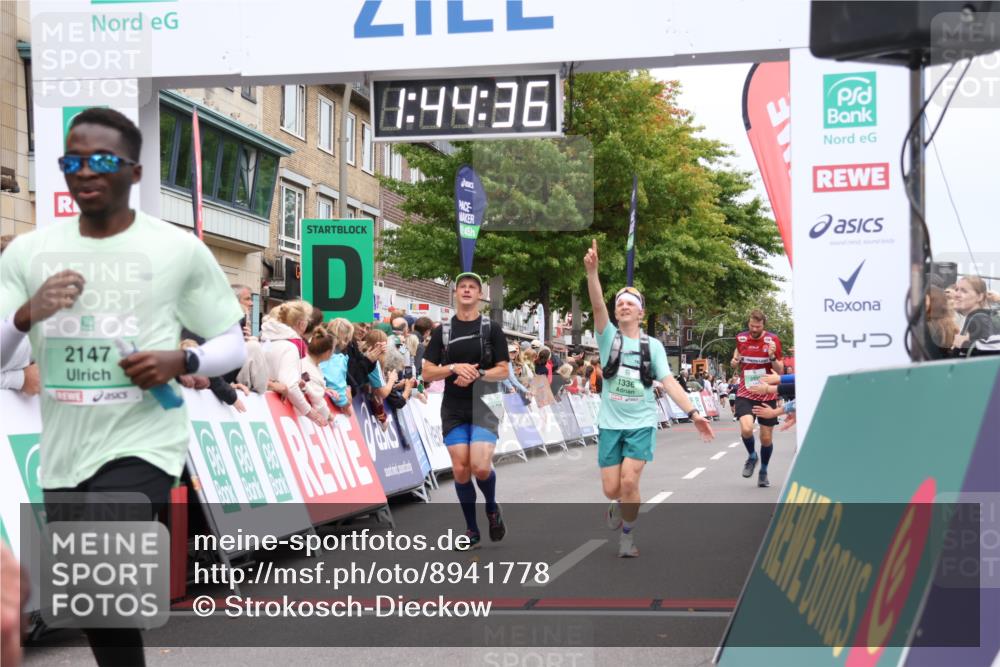 21.09.2025 - PSD Bank Halbmarathon Strokosch-Dieckow http://msf.ph/oto/8941778 21.09.2025 11:43:59 Ziel 1217, 1282, 1333, 1336, 2054, 2119, 2147, 2192, 2350, 2447, 3918 meine-sportfotos.de