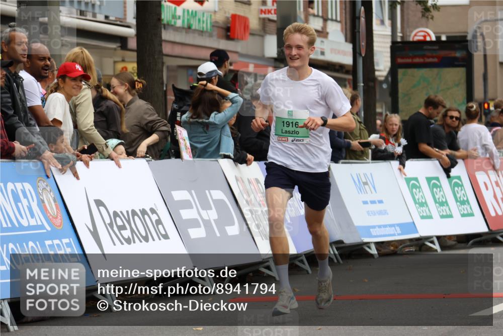 21.09.2025 - PSD Bank Halbmarathon Strokosch-Dieckow http://msf.ph/oto/8941794 21.09.2025 11:26:22 Ziel 1916, 4066 meine-sportfotos.de