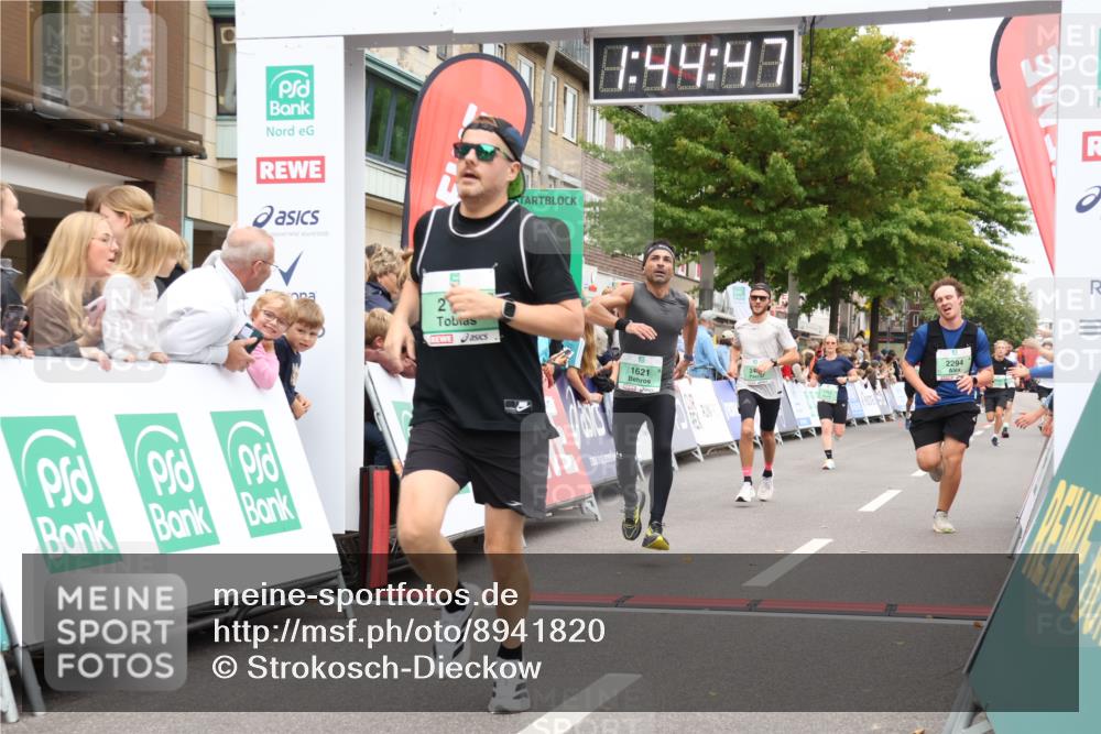 21.09.2025 - PSD Bank Halbmarathon Strokosch-Dieckow http://msf.ph/oto/8941820 21.09.2025 11:44:10 Ziel 1621, 1757, 1986, 2196, 2294, 2350, 2460 meine-sportfotos.de