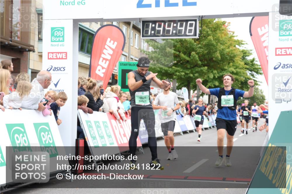 21.09.2025 - PSD Bank Halbmarathon Strokosch-Dieckow http://msf.ph/oto/8941822 21.09.2025 11:44:11 Ziel 1146, 1621, 1757, 1986, 2196, 2294, 2460 meine-sportfotos.de