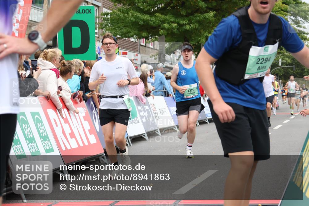 21.09.2025 - PSD Bank Halbmarathon Strokosch-Dieckow http://msf.ph/oto/8941863 21.09.2025 11:44:20 Ziel 1091, 1146, 1329, 1757, 1806, 1981, 2081, 3023 meine-sportfotos.de